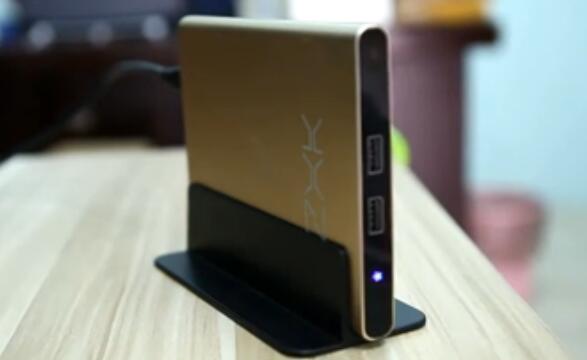 智星空迷你主機